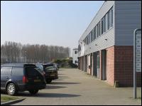 Complex met parkeerplaatsen