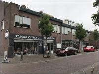 Uitgeest, Ooievaarsterrein 4 en Schevelstraat 10